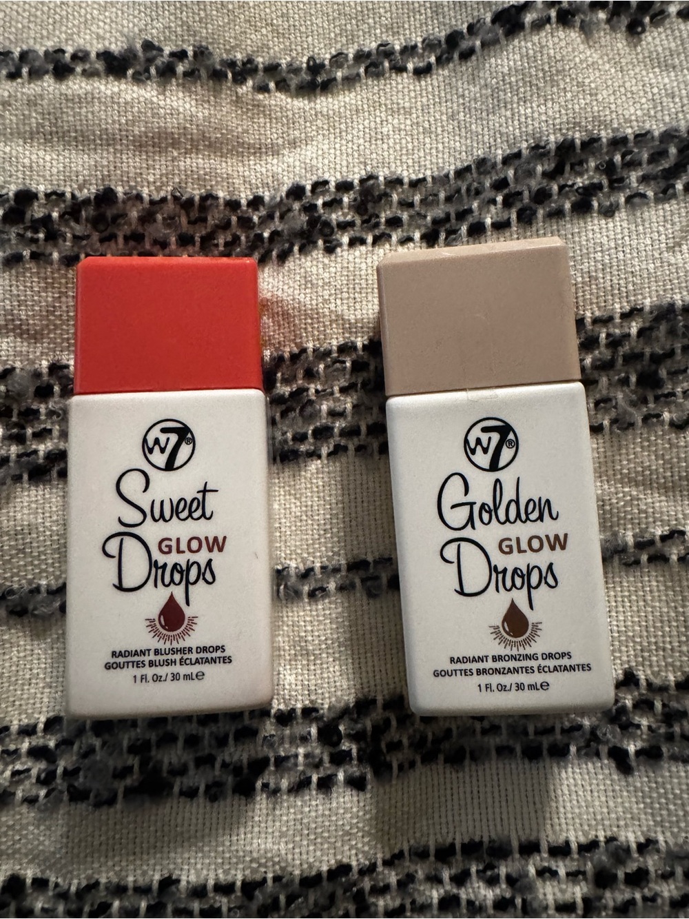 W7 Sweet Glow Drops Radiant Blusher - Coral Pink